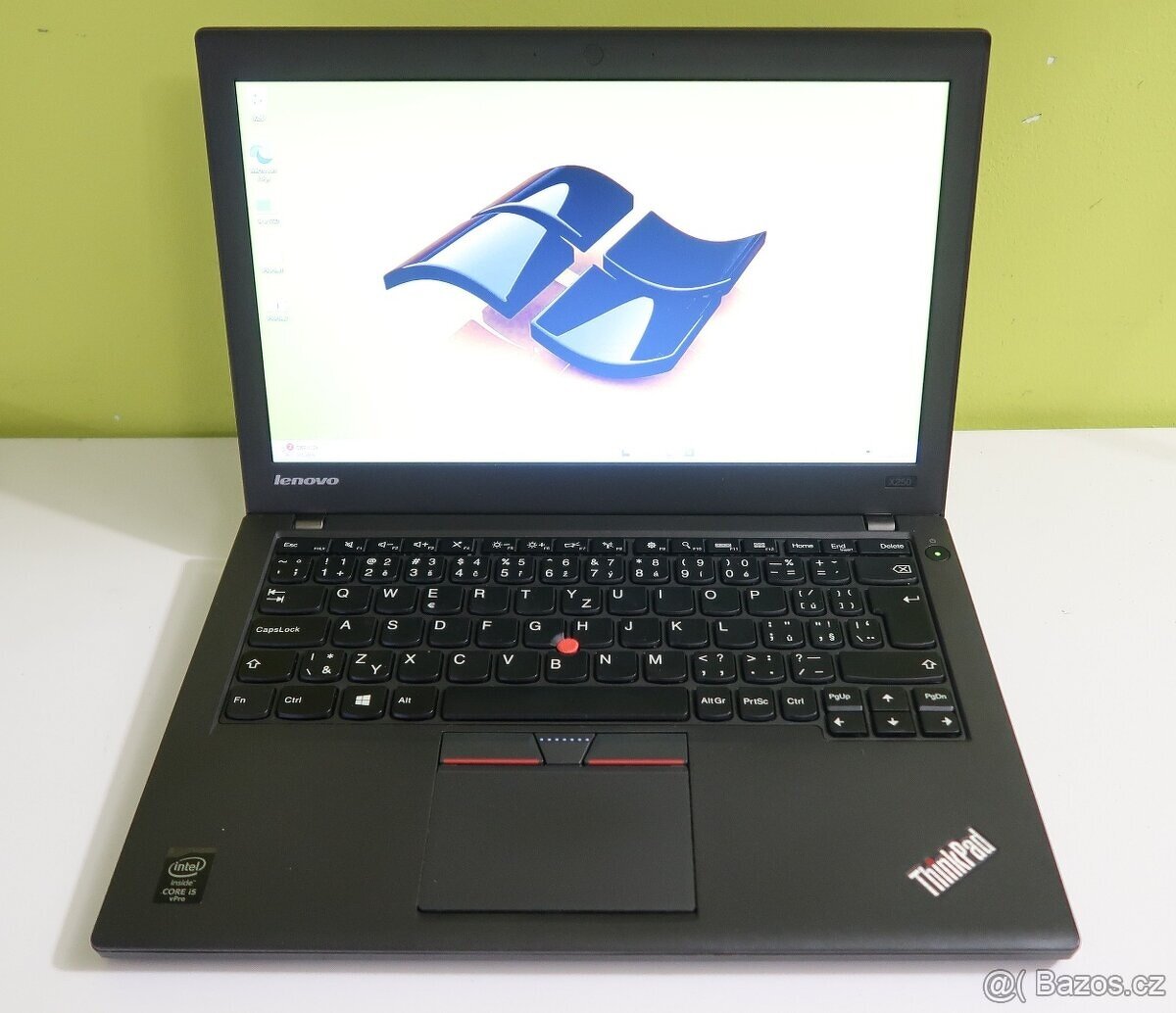 VELMI PĚKNÉ LENOVO X250 /i5-5300U/8GB/SSD250GB/W11/ZÁRUKA