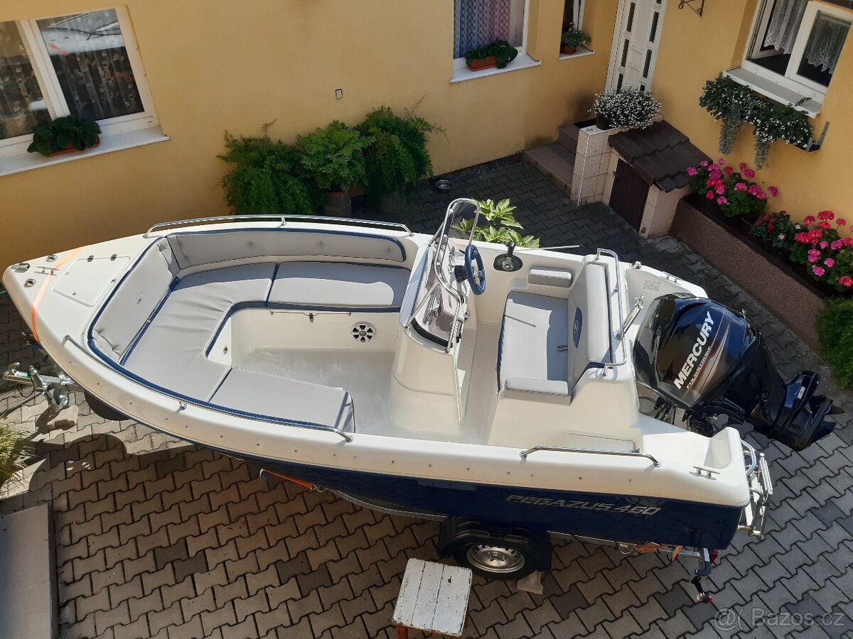Motorový člun PEGAZUS 460