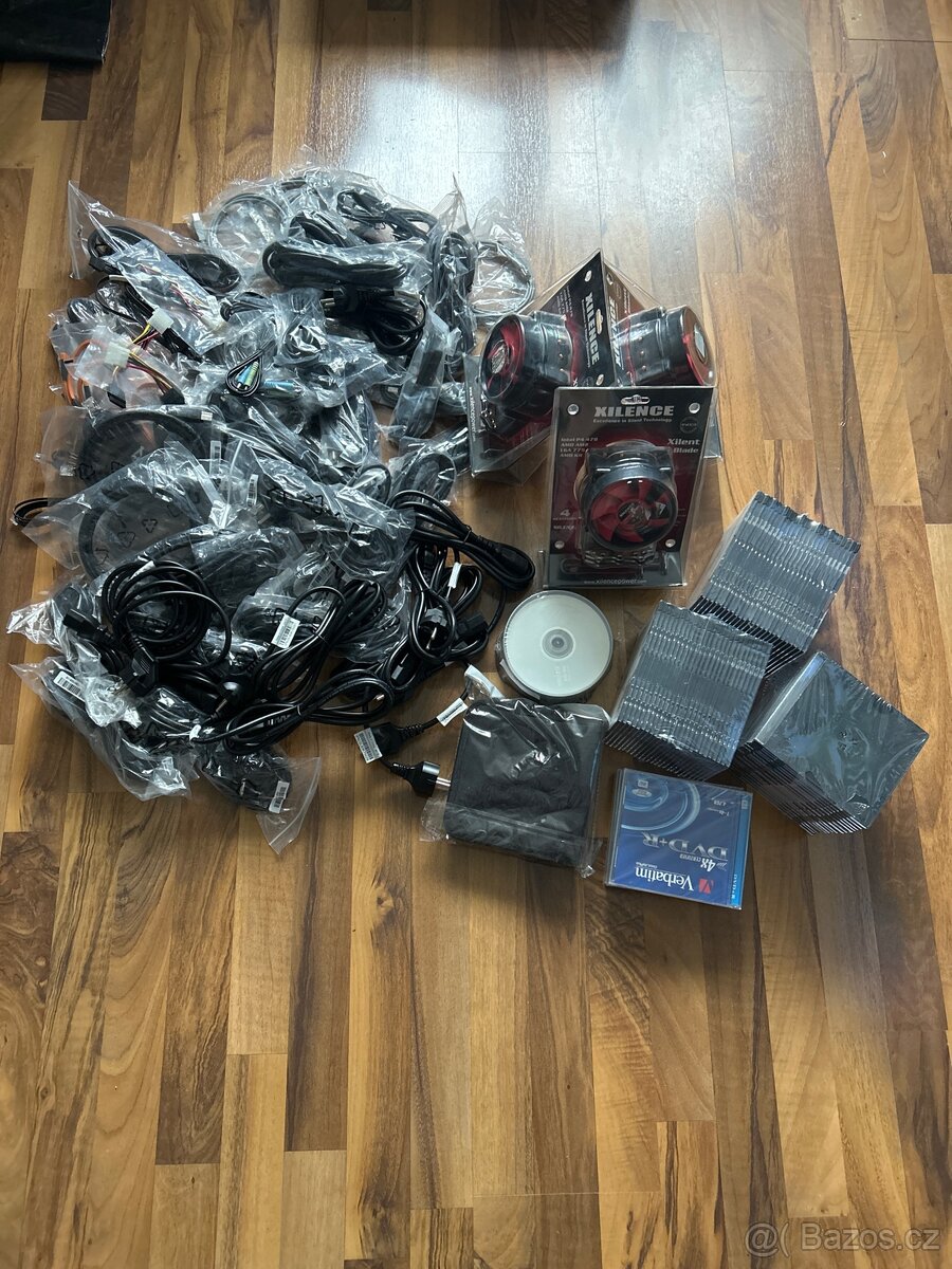 IT - kabely, chladič, DVD, pouzdra, obaly, stolní PC…