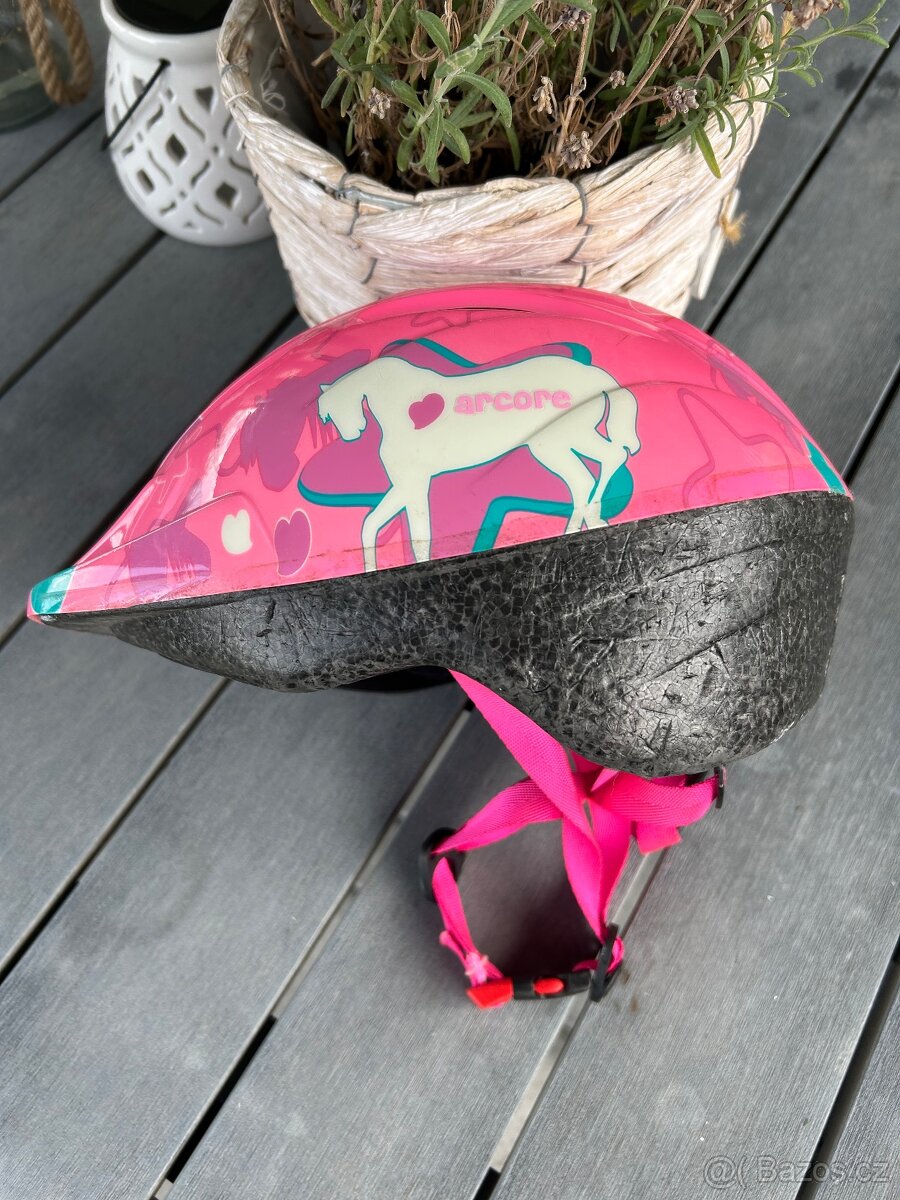 Cyklistická helma přilba dětská