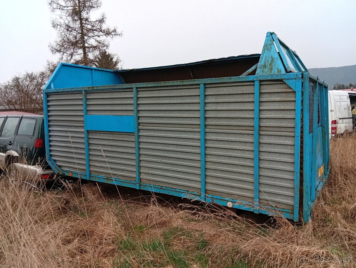 Senážní, silážní korba