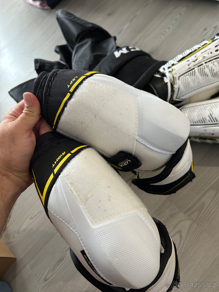 Výstroj CCM TACKS 9060