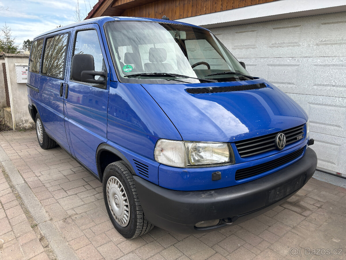 VW T4 2,5Tdi 75kW Caravelle 8 míst, pěkná výbava