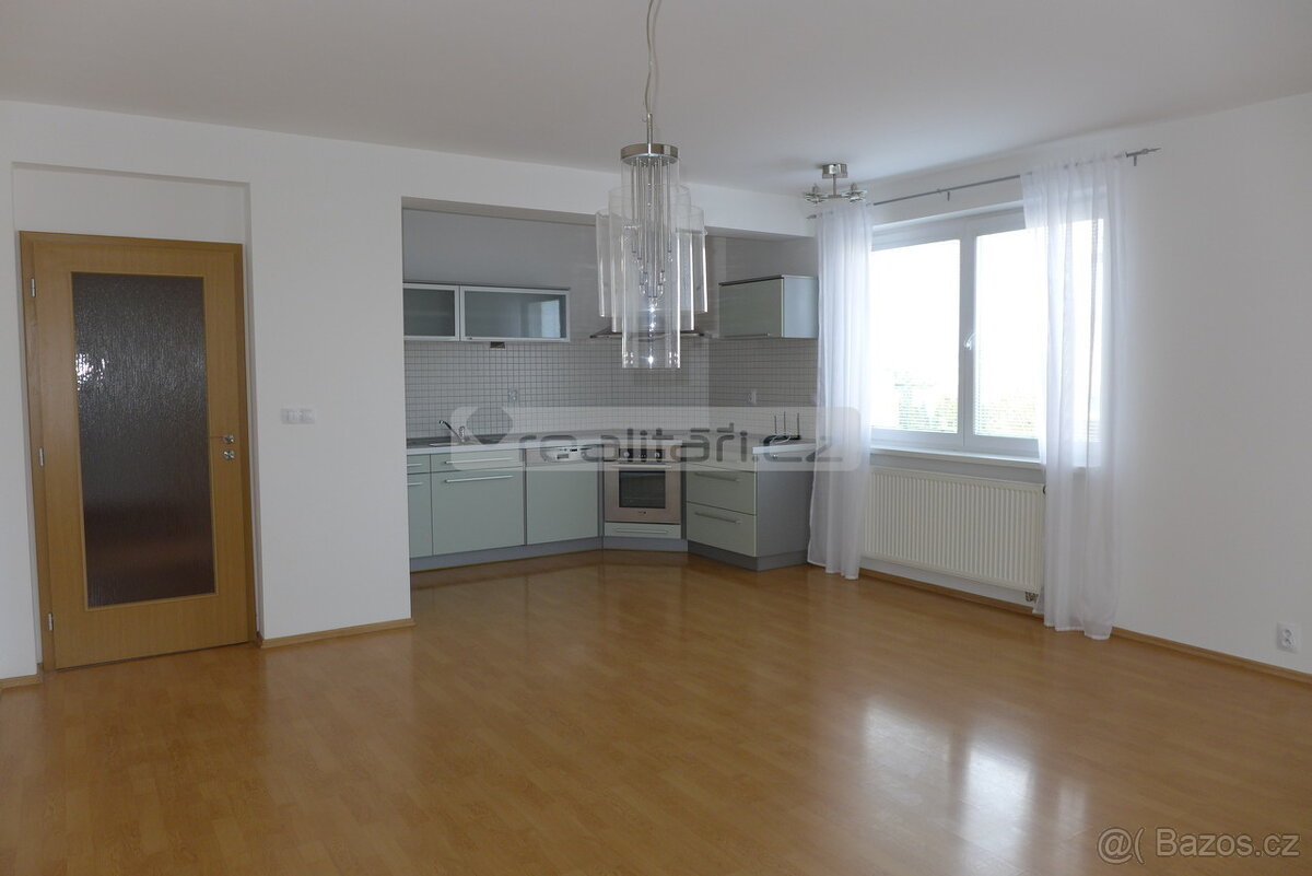 Pronájem novostavby bytu 3+kk s balkonem, garáží a parkovací