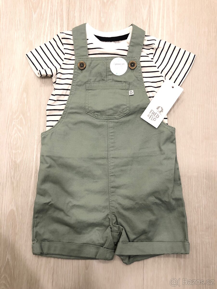 Krásný set vel.9-12M