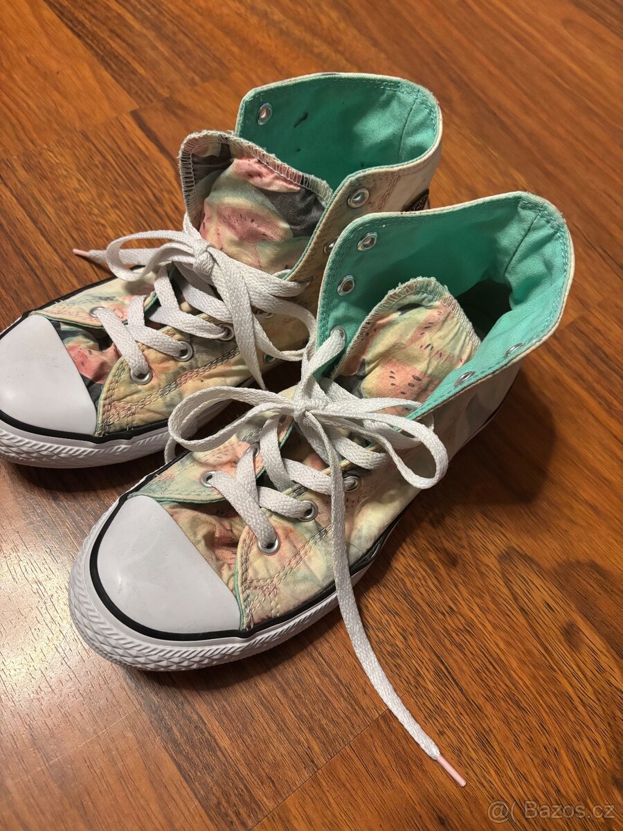 Converse 38
