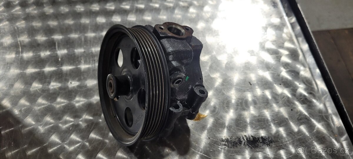 ford mondeo mk3 1.8 sci servo čerpadlo