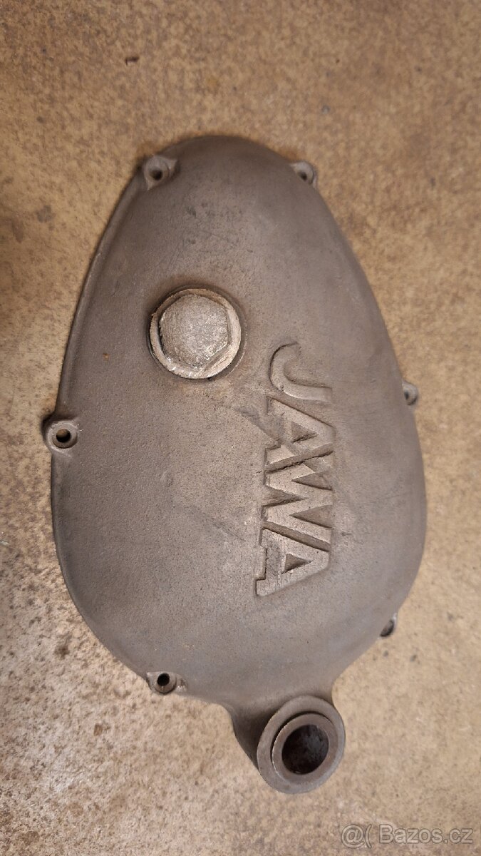 Jawa robot kryt spojky