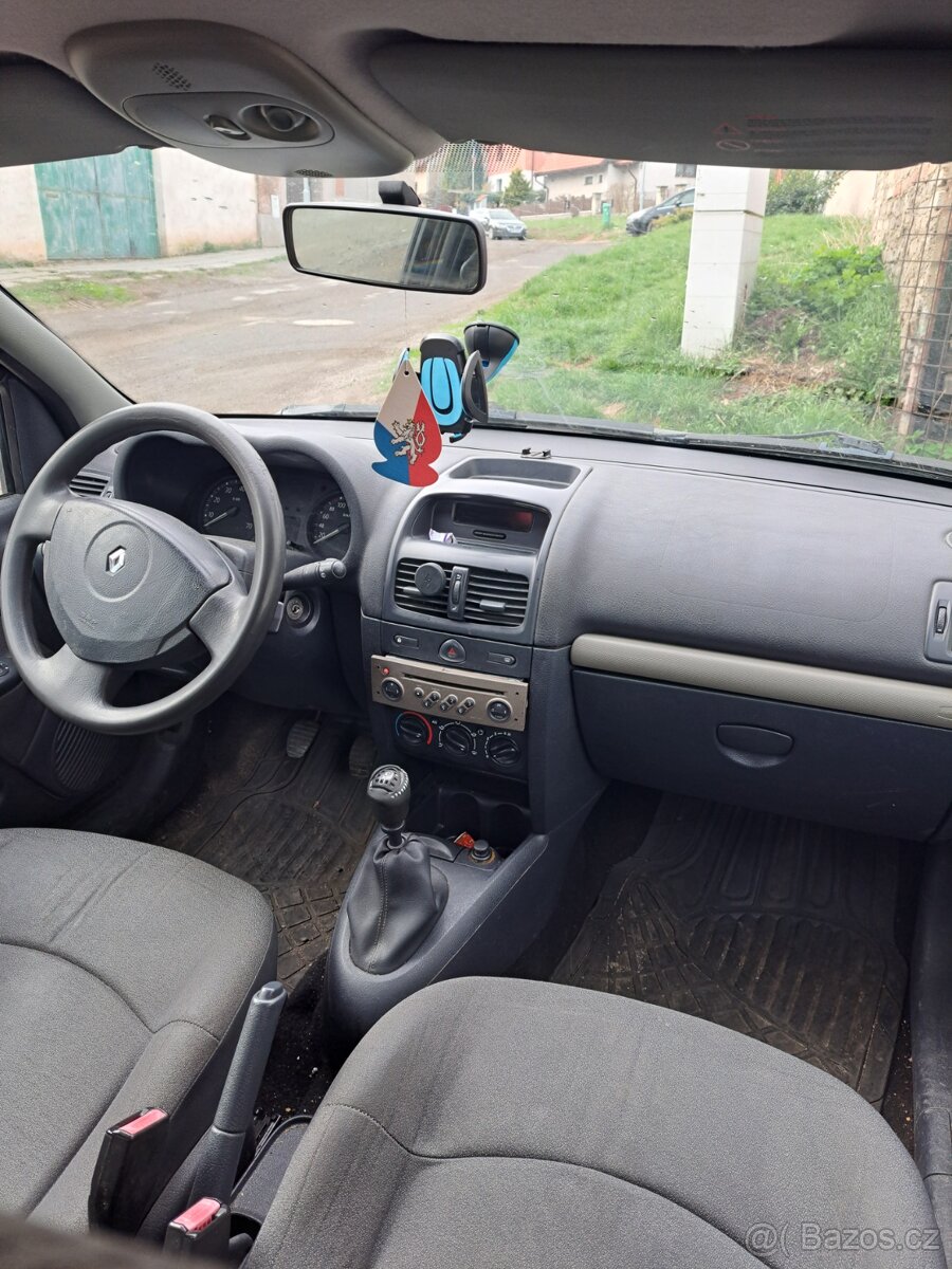 Renault clio 1.5 55kw r.2004