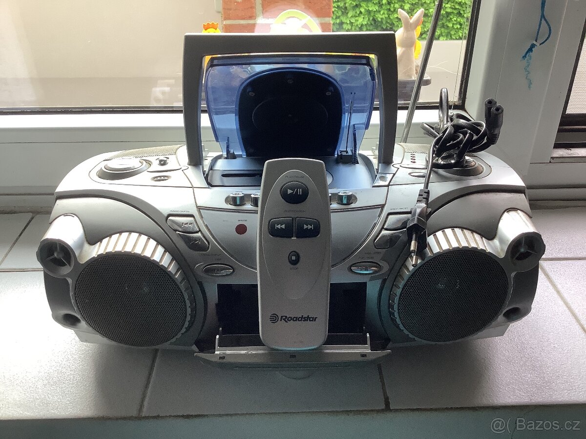 1x rádio s magnetofón + CD přehrávačem