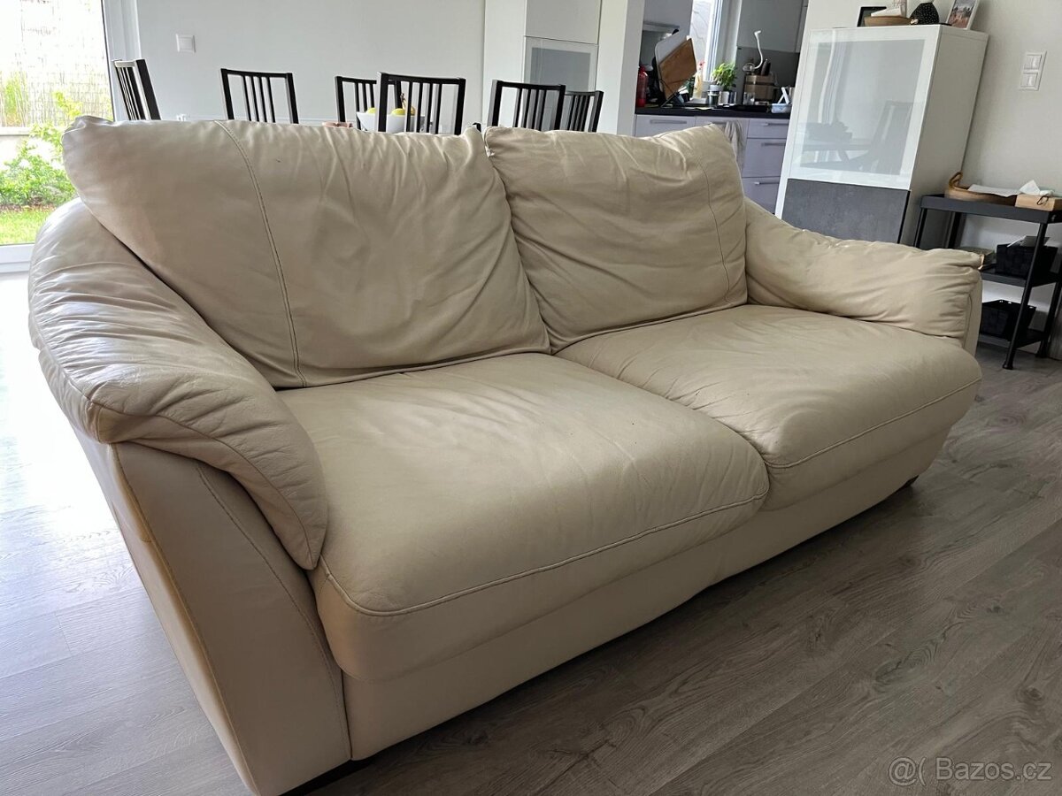 Kožená trojmístná rozkládací pohovka IKEA ÄLVROS
