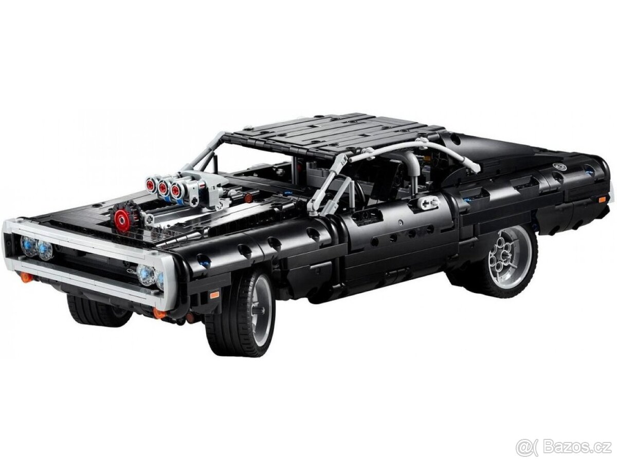 42111 Domův Dodge Charger
