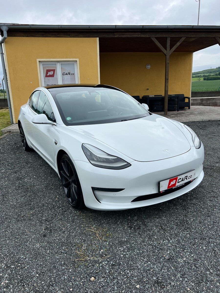 Tesla Model 3, PERFORMANCE AWD 1.M DPH ZÁRUKA