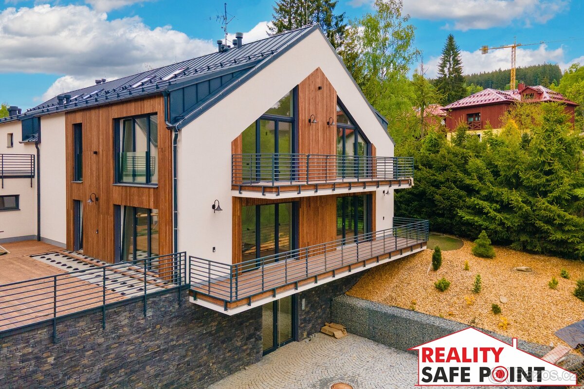 Prodej bytu 3+kk, 85 m2 - Železná Ruda, ev.č. 00639
