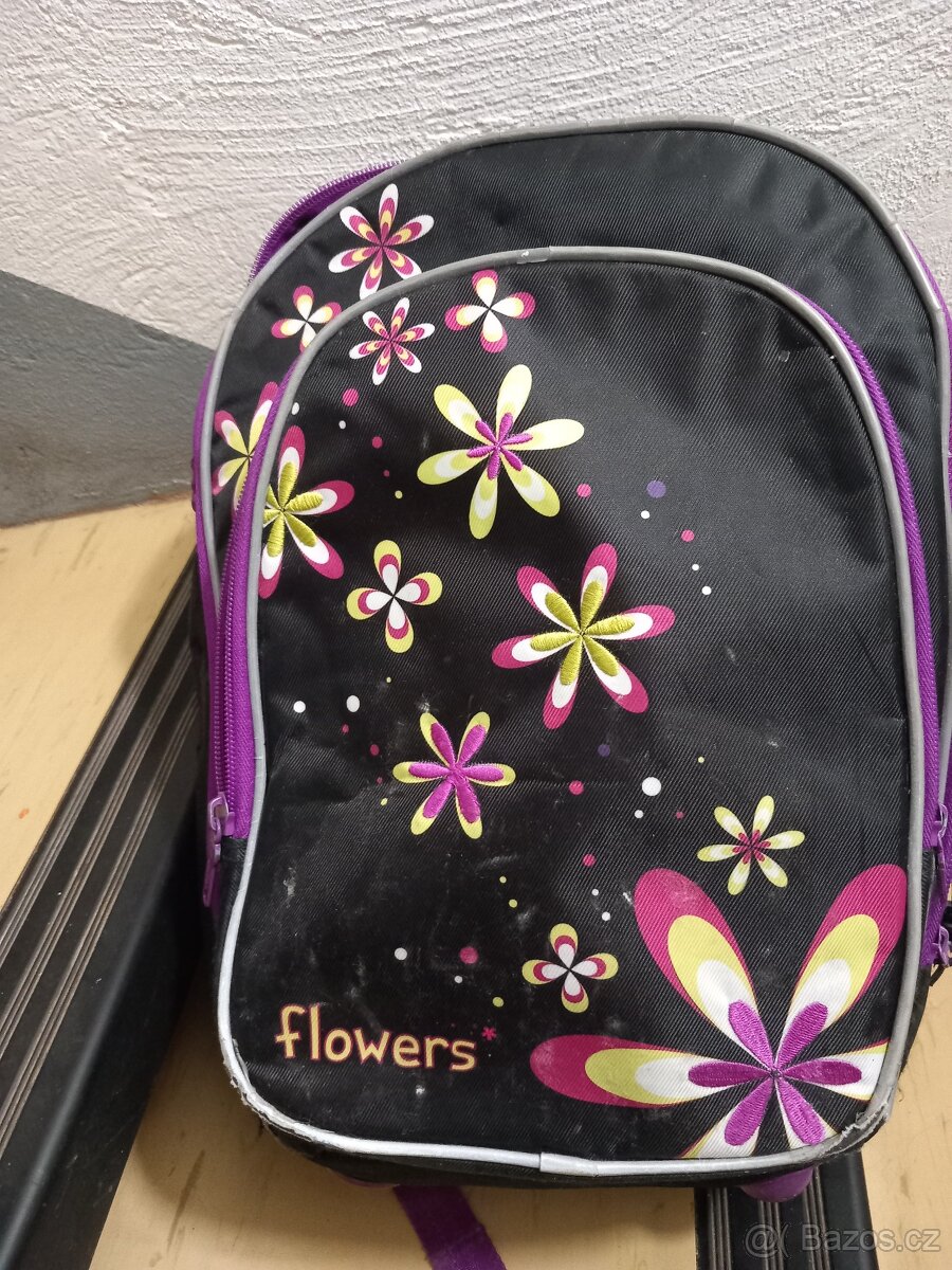 Školní batoh OXY Flowers