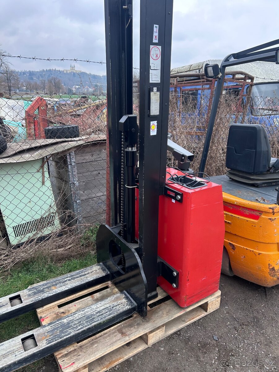 Vysokozdvižný pal. Vozík belet 1000kg