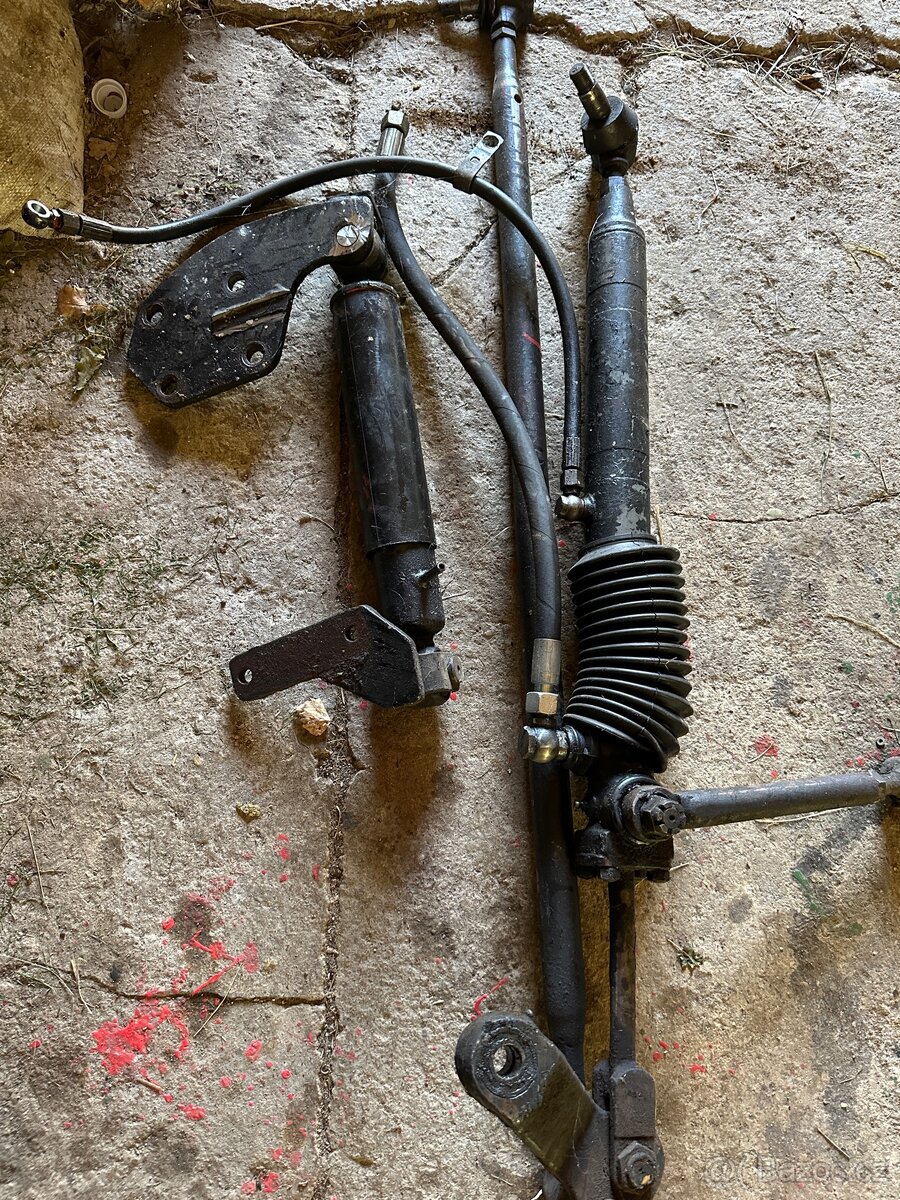 Řízení posilovač Zetor 7245