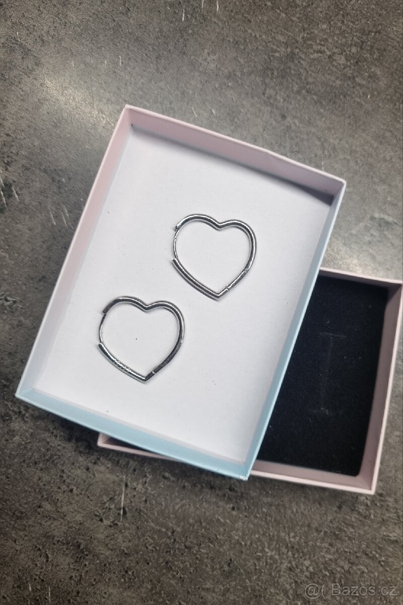 Loved nové dámské stříbrné náušnice srdce srdíčka 925