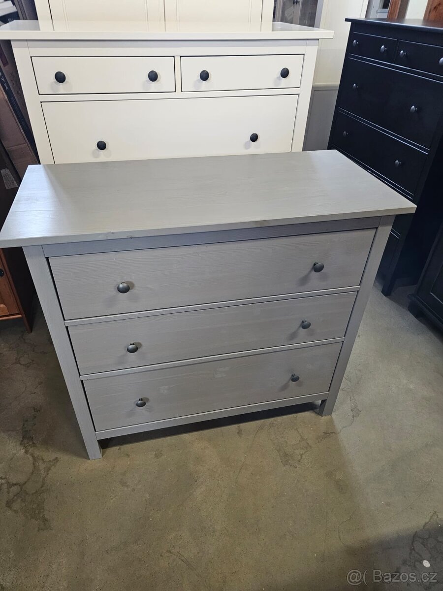 KOMODA - IKEA - HEMNES