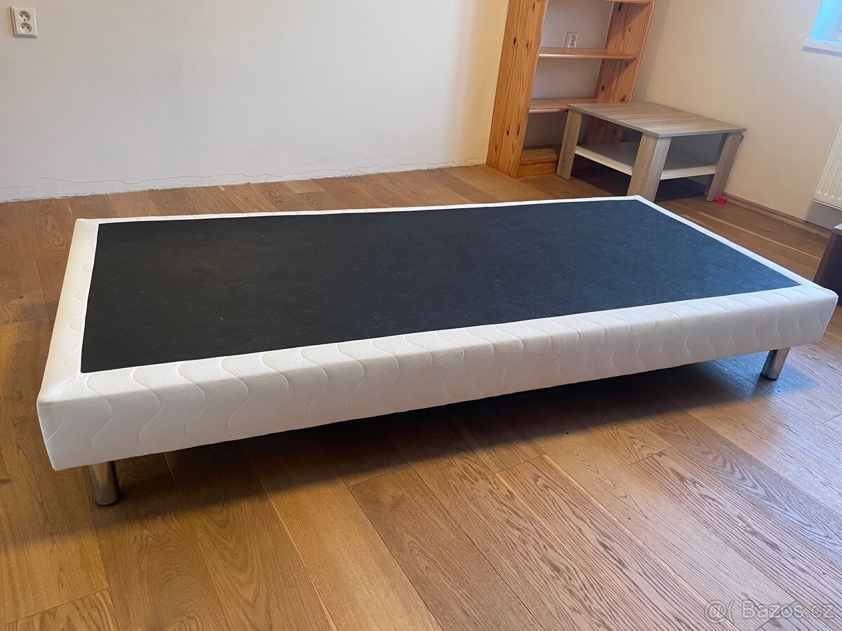 Čalouněná postel LUX 200x90