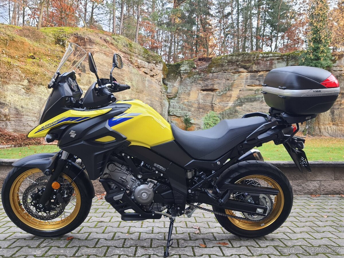 Suzuki DL 650 V-Strom XT ABS - SUPER STAV + 16 000 KM