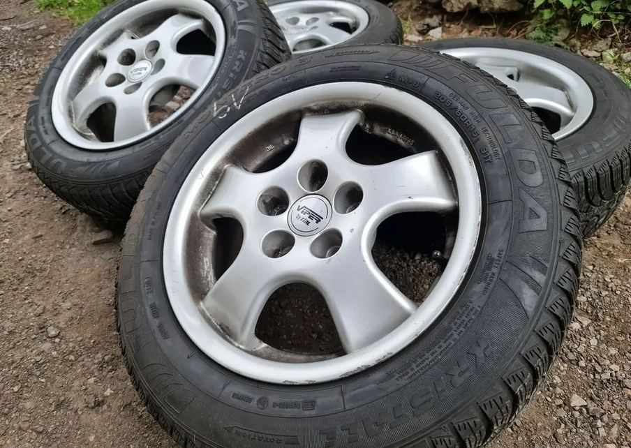 Zimni alu bmw 5x120 7jx15 et38