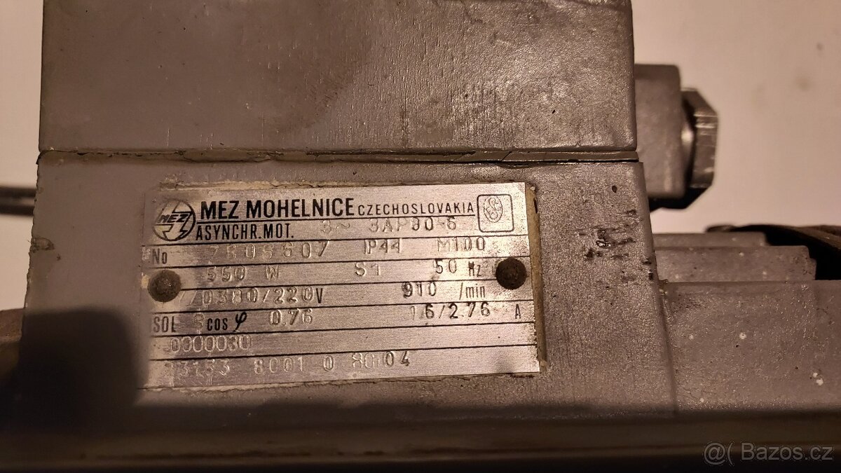 Elektromotor 550W, 910 otáček