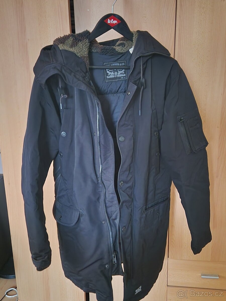 Pansky kabat zn. Levis