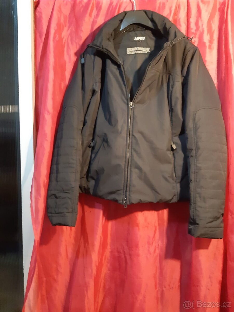 Pánská zimní bunda značky ASPESI.