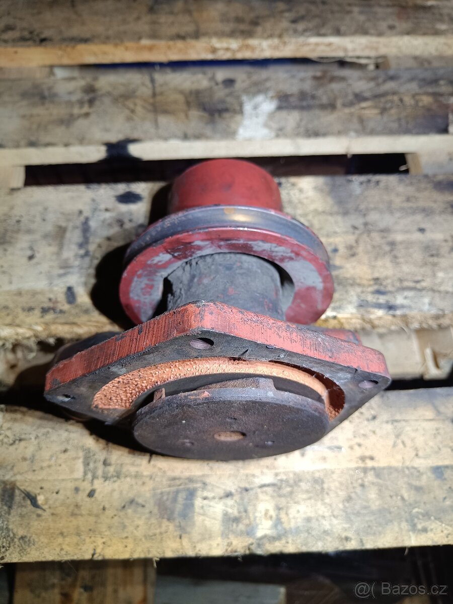 Vodní čerpadlo zetor