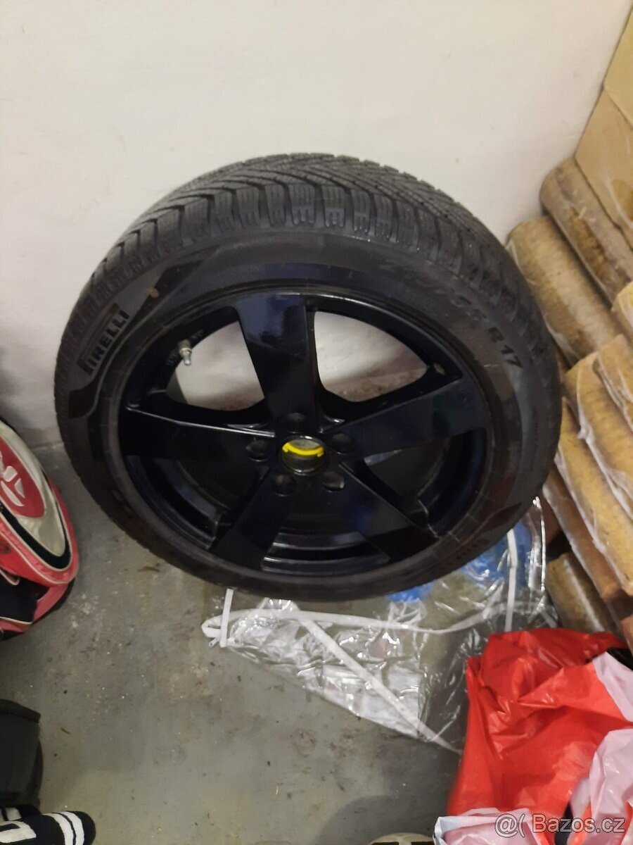 Zimní sada dezent 5X114,3 ET45 17" TPMS