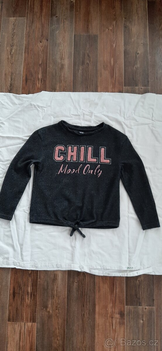 dětská mikina s flitry vel.134/140