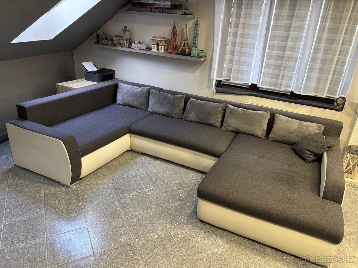 Rozkládací sedačka do U