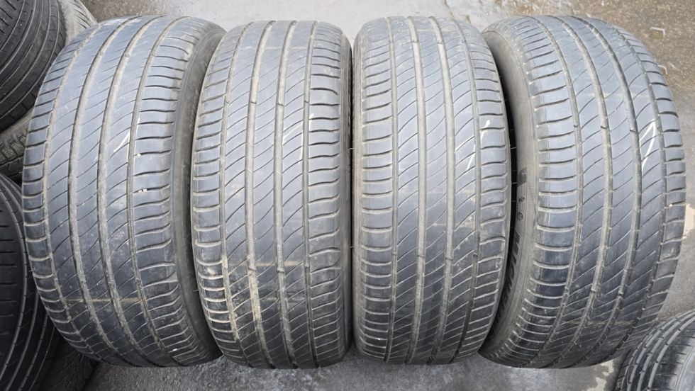 Letní pneu 215/55/17 Michelin