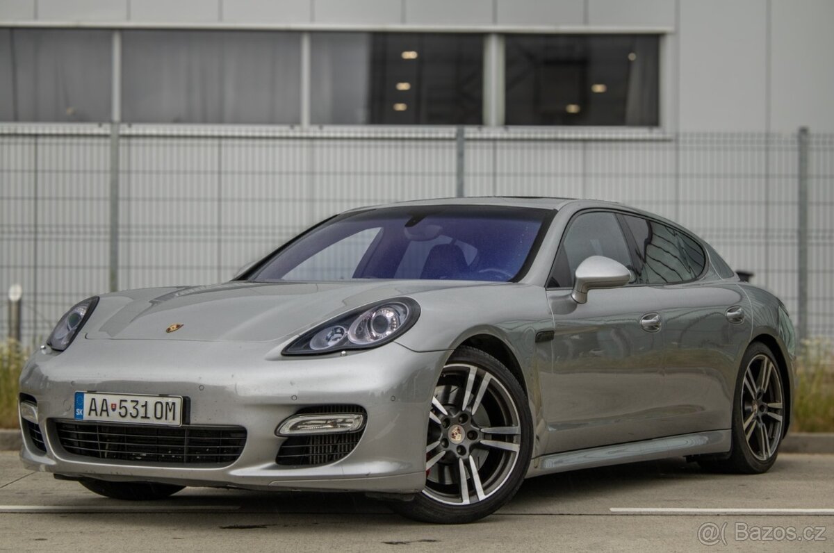 Porsche Panamera 4.8 Turbo 368kW / 4 Miestne