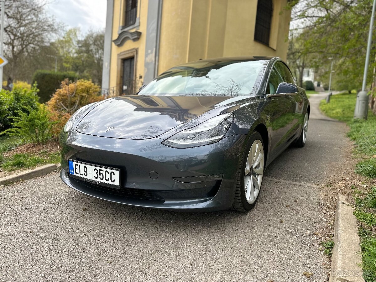 Tesla Model 3 DUAL MOTOR LONG RANGE, AUTOPILOT, PANORAMA