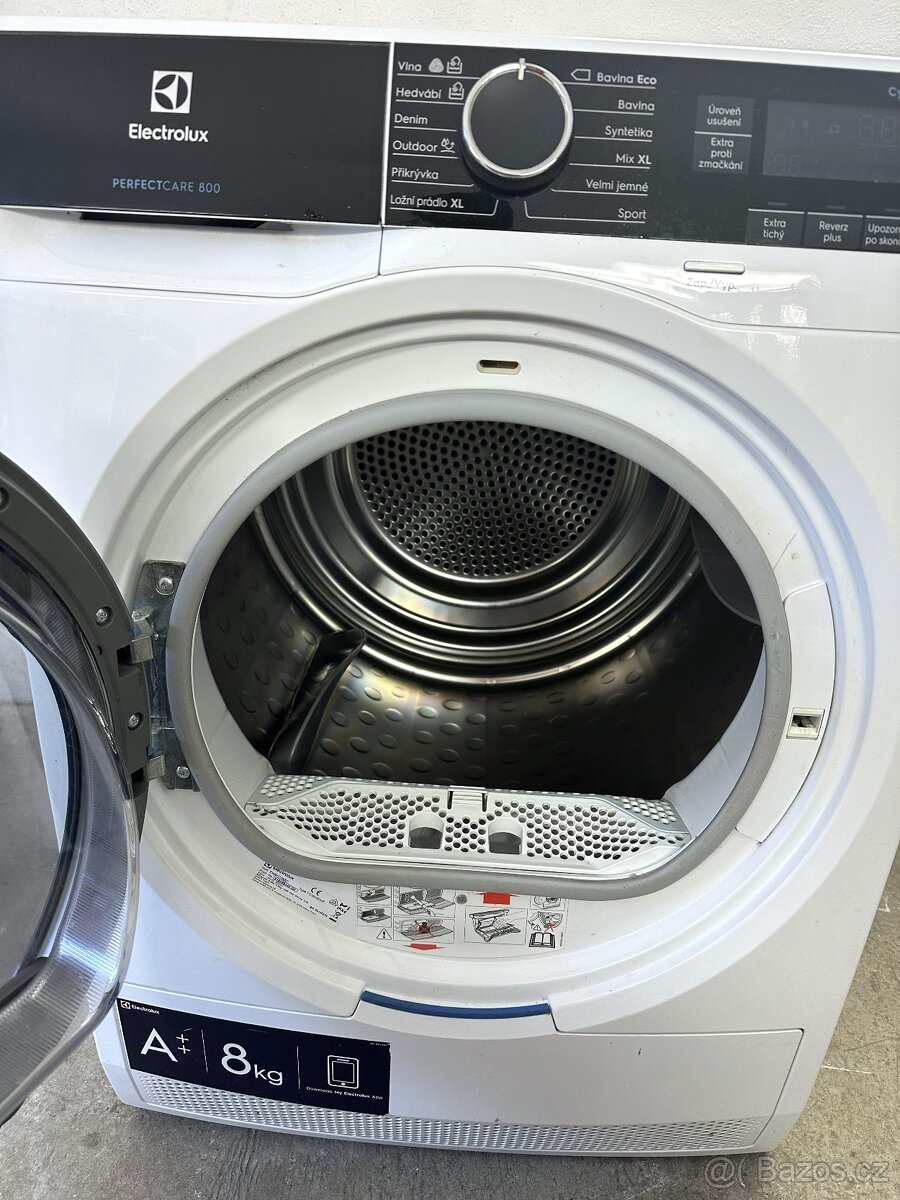 sušička ELECTROLUX s tepelným čerpadlem - JAKO NOVÁ