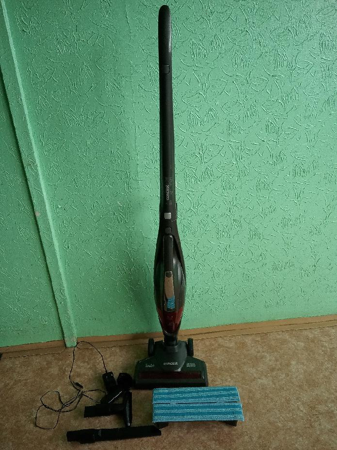 Tyčový aku vysavač Concept s mopem, 3v1