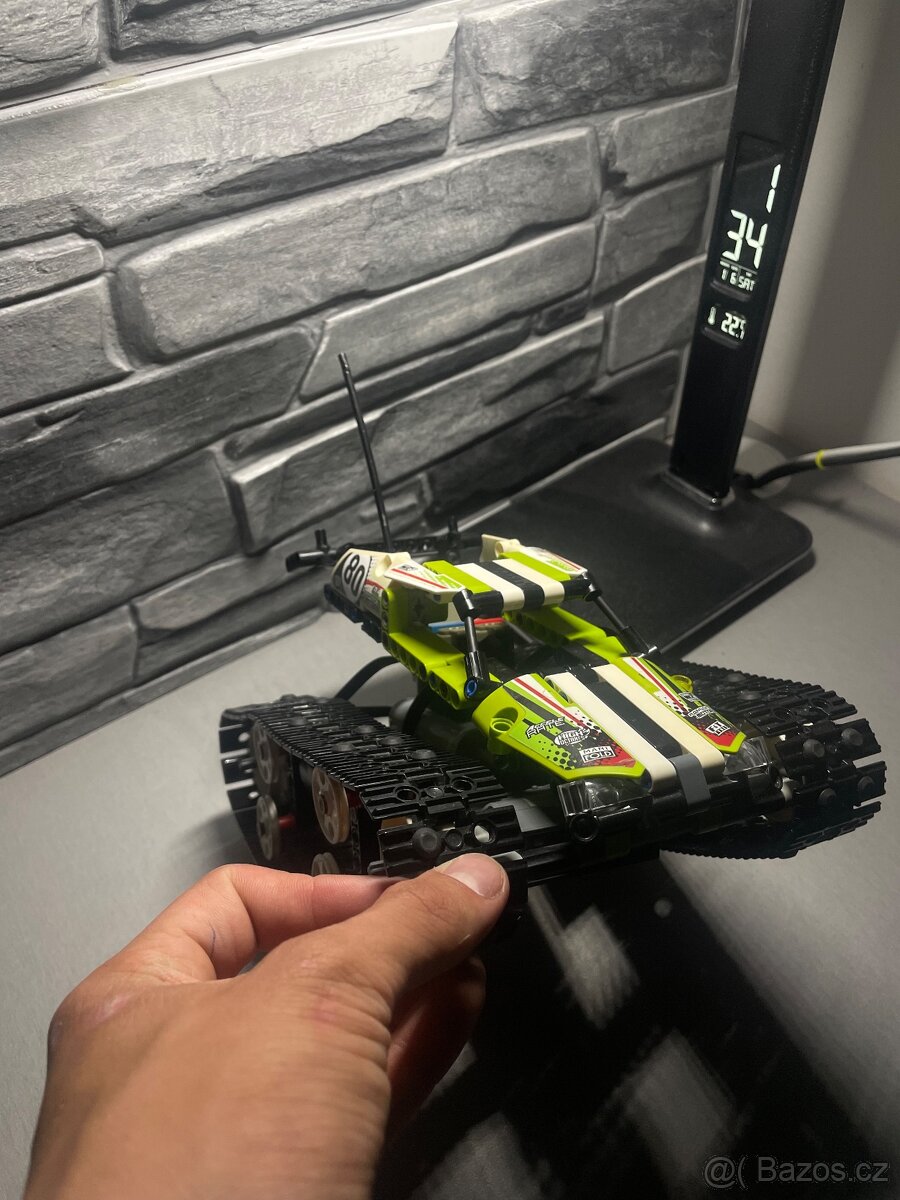 LEGO Technic 42065-Pásový závoďák