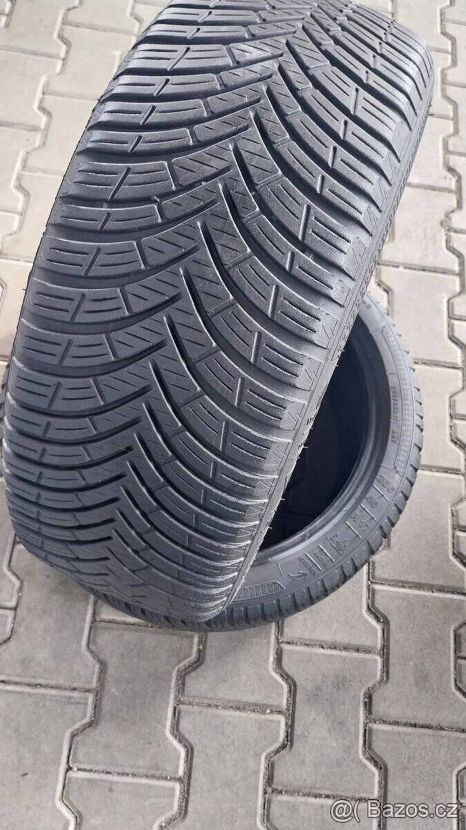 Prodám 2 x pneu Kleber 205/45/17