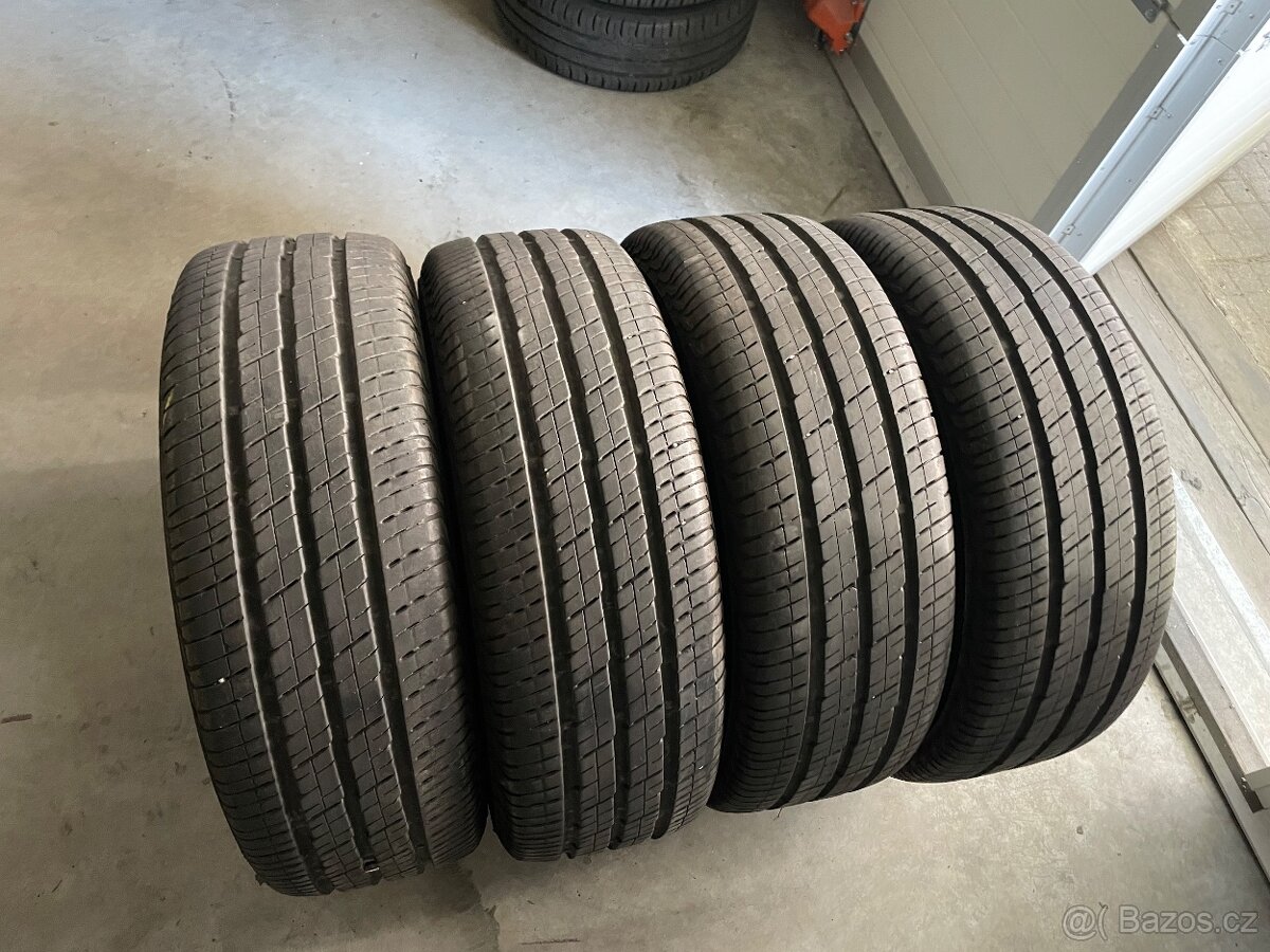 prodám letní pneumatiky 235/65/16C Continental celá sada