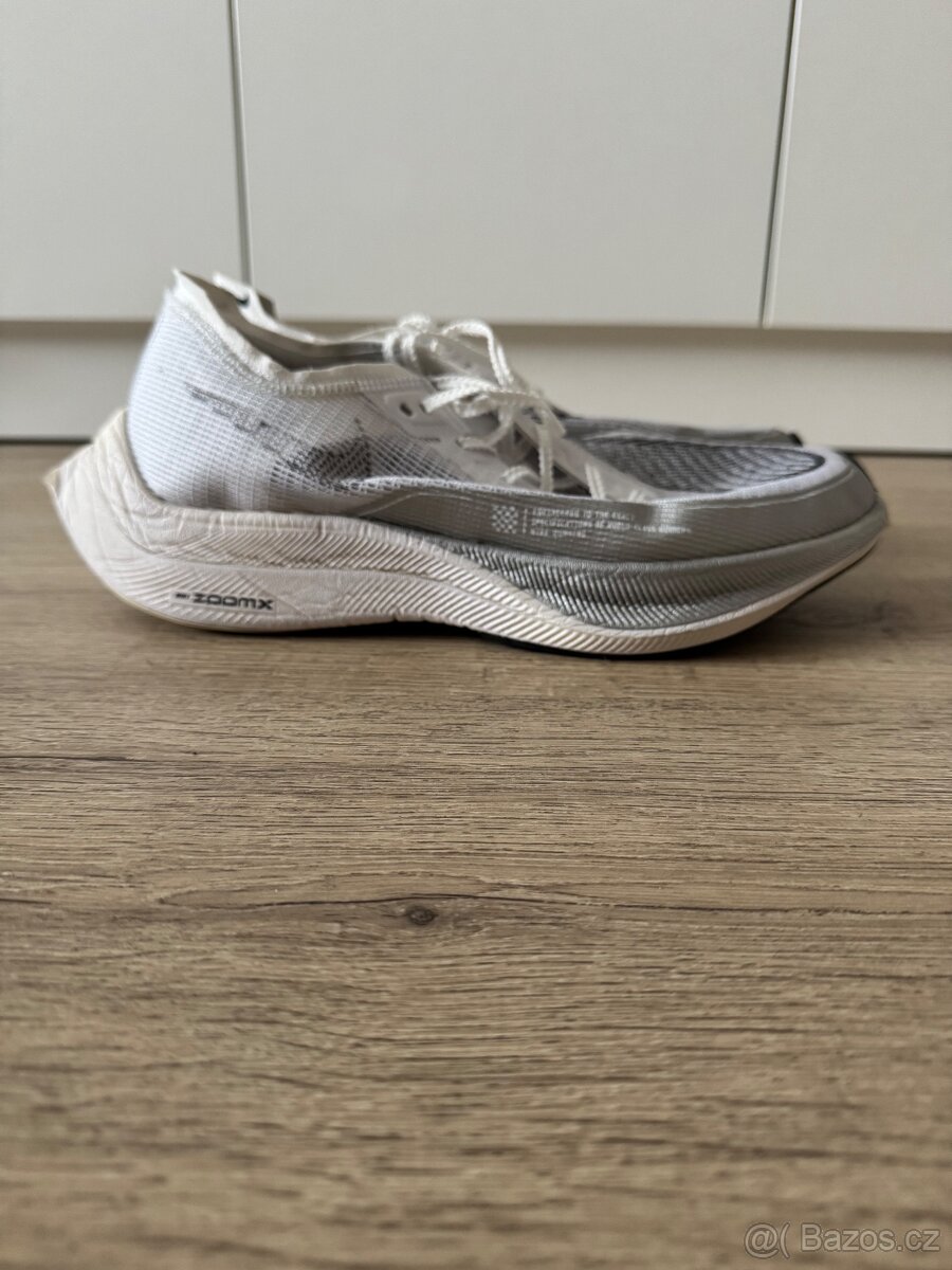 Nike Vaporfly 2 vel. 43