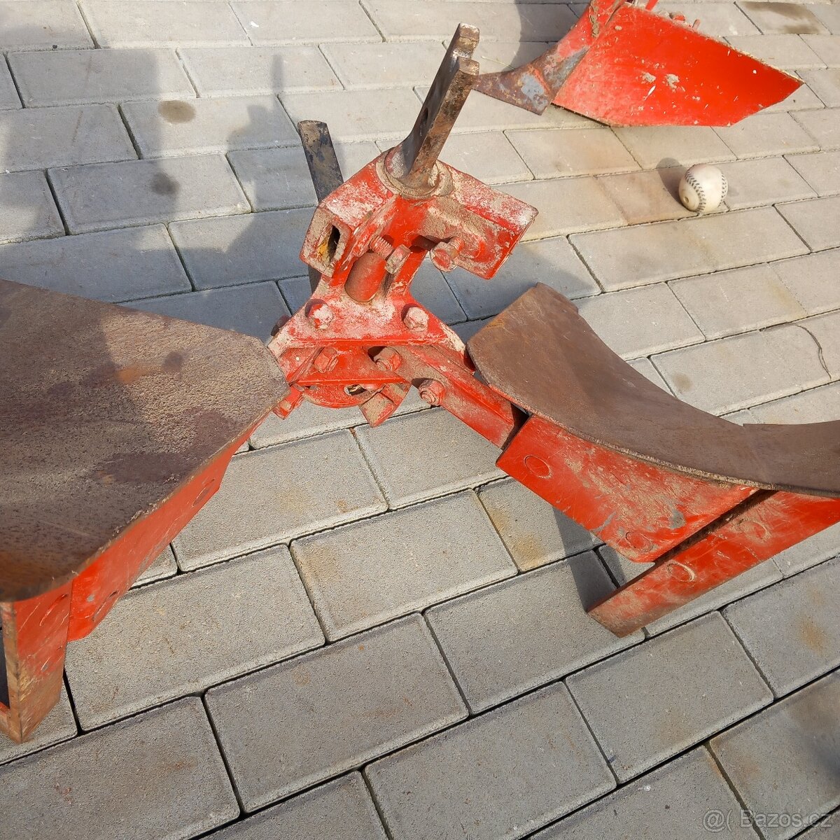 Tera vari Radlice hrobkovač 80-18