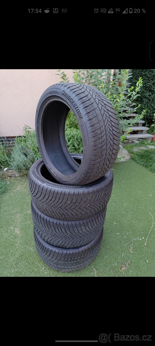 Pneu Bridgestone zimní r21