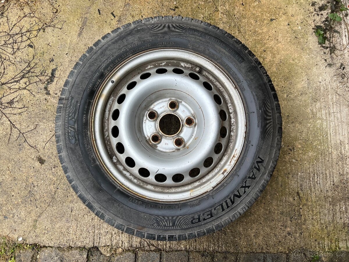 Prodám Rezervu na Vw t5 t6 5x120 et 51, 215/65/16c