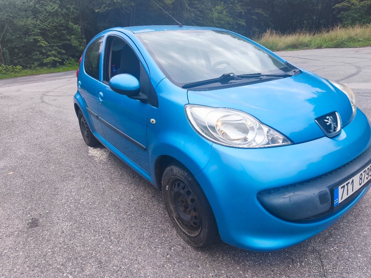 Peugeot 107 1.0 50 kW,klima servo