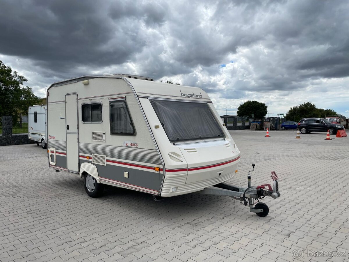 Beyerland Sprinter 400, 4 osoby, wc, 700Kg, pevná postel