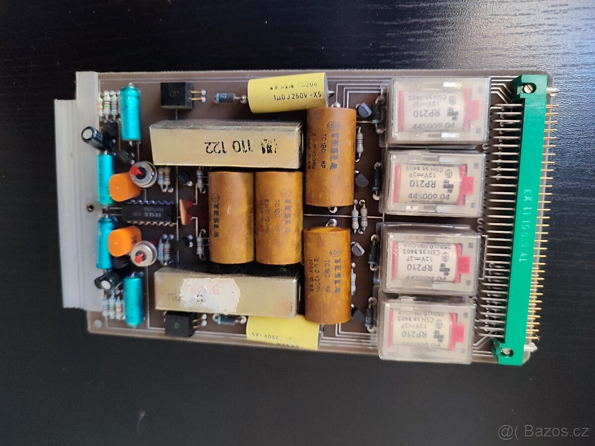 Reléová karta TESLA HU 110 122/00090 4x RP210 (12V)