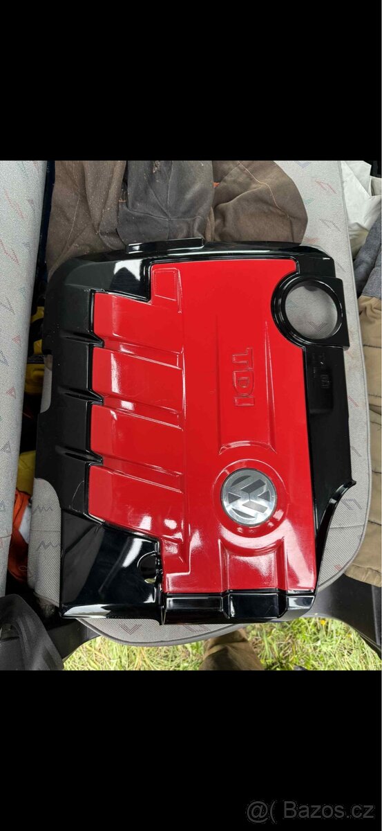 Kryt motoru vw golf mk6 gtd