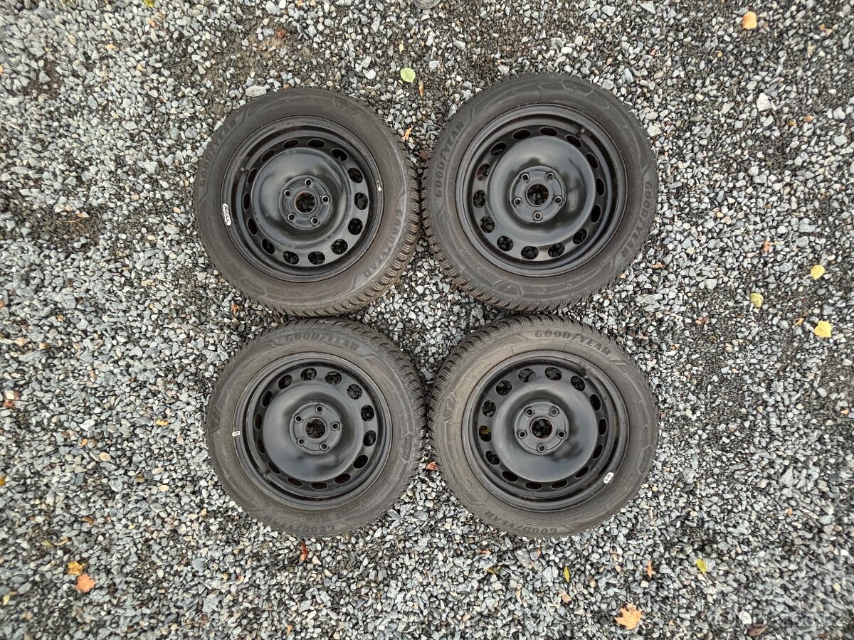 Kola na VW Golf 6 zimní pneu 205/55/16